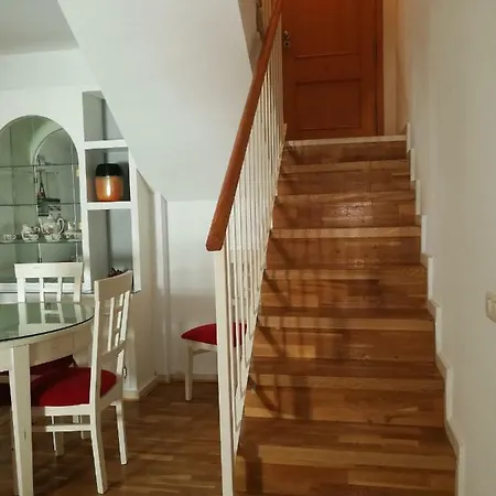 Duplex Ancha Con Wifi Y Parking Apartment *